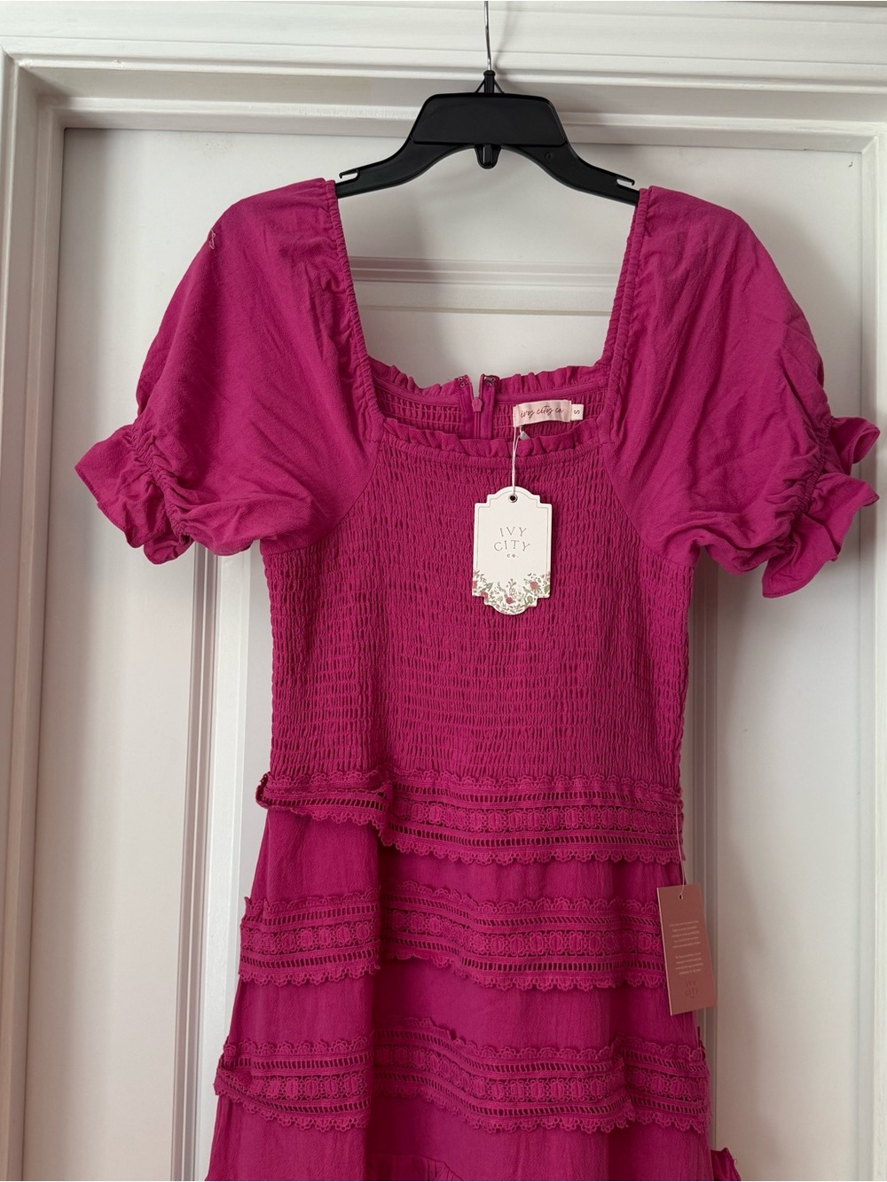 Ivy City Co Fuchsia Puff-Sleeve Tiered Midi Dress - Picture 4 of 9